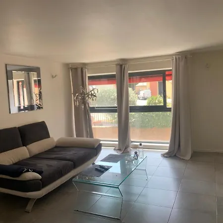 Bel Appartement A Frejus Centre Fréjus
